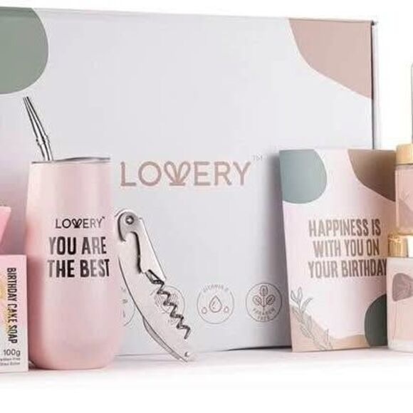 Lovery Birthday Gift Spa Set - Picture 1 of 6